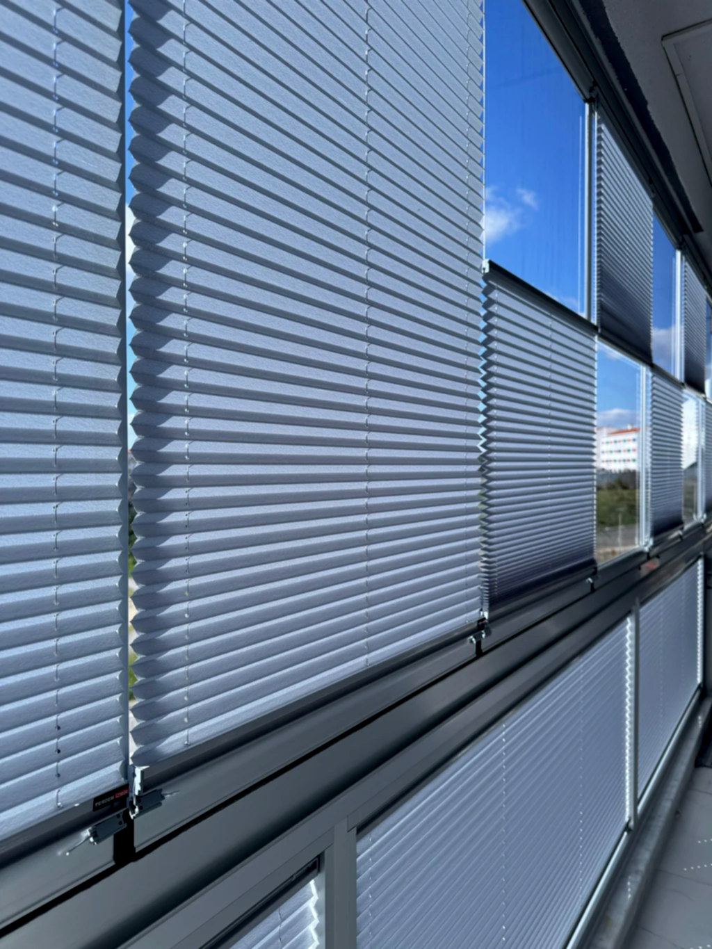 Cam Balkon İçin Güneş Kırıcı Plise Perde