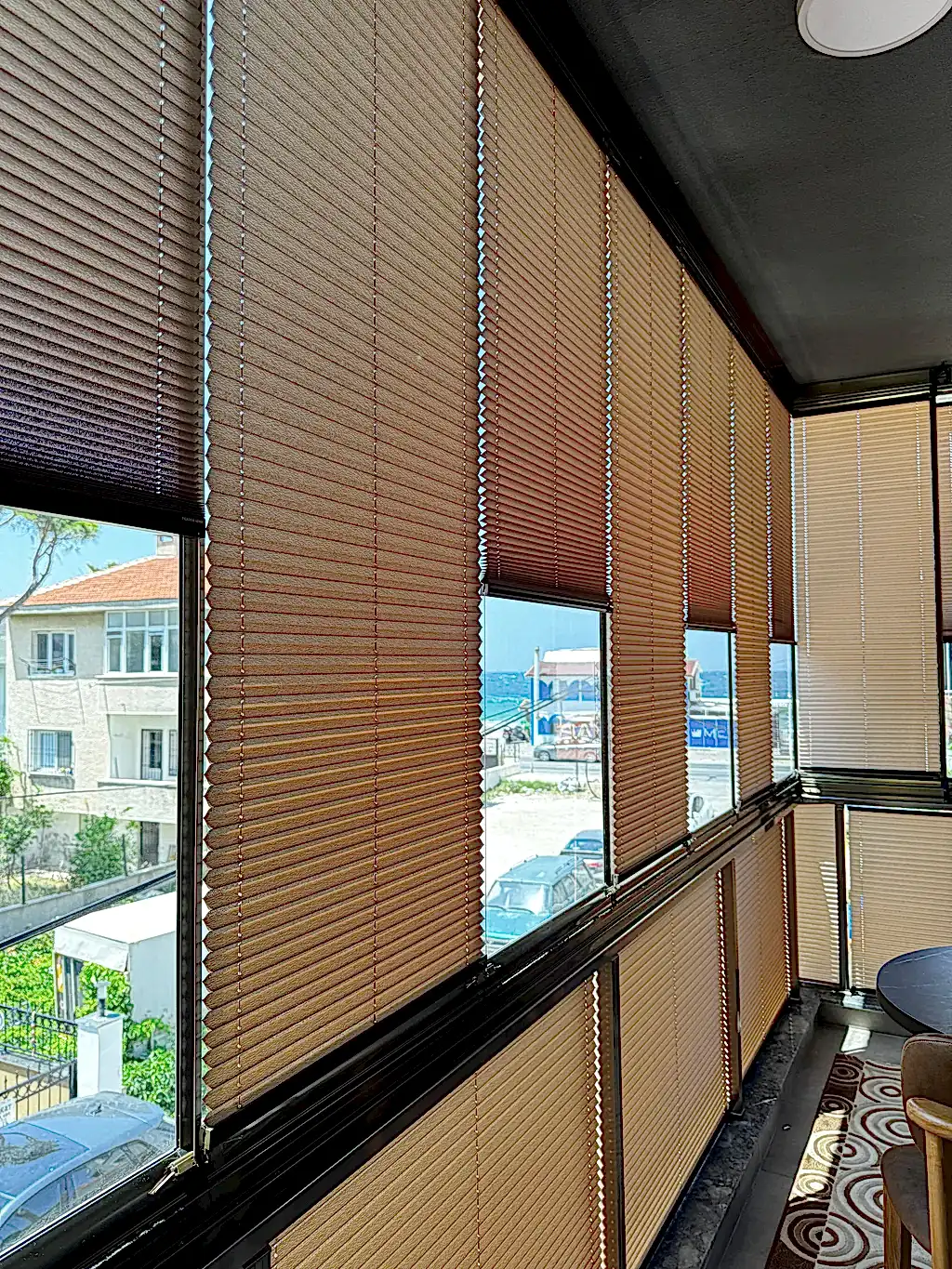 Cam Balkon İçin Güneş Kırıcı Plise Perde