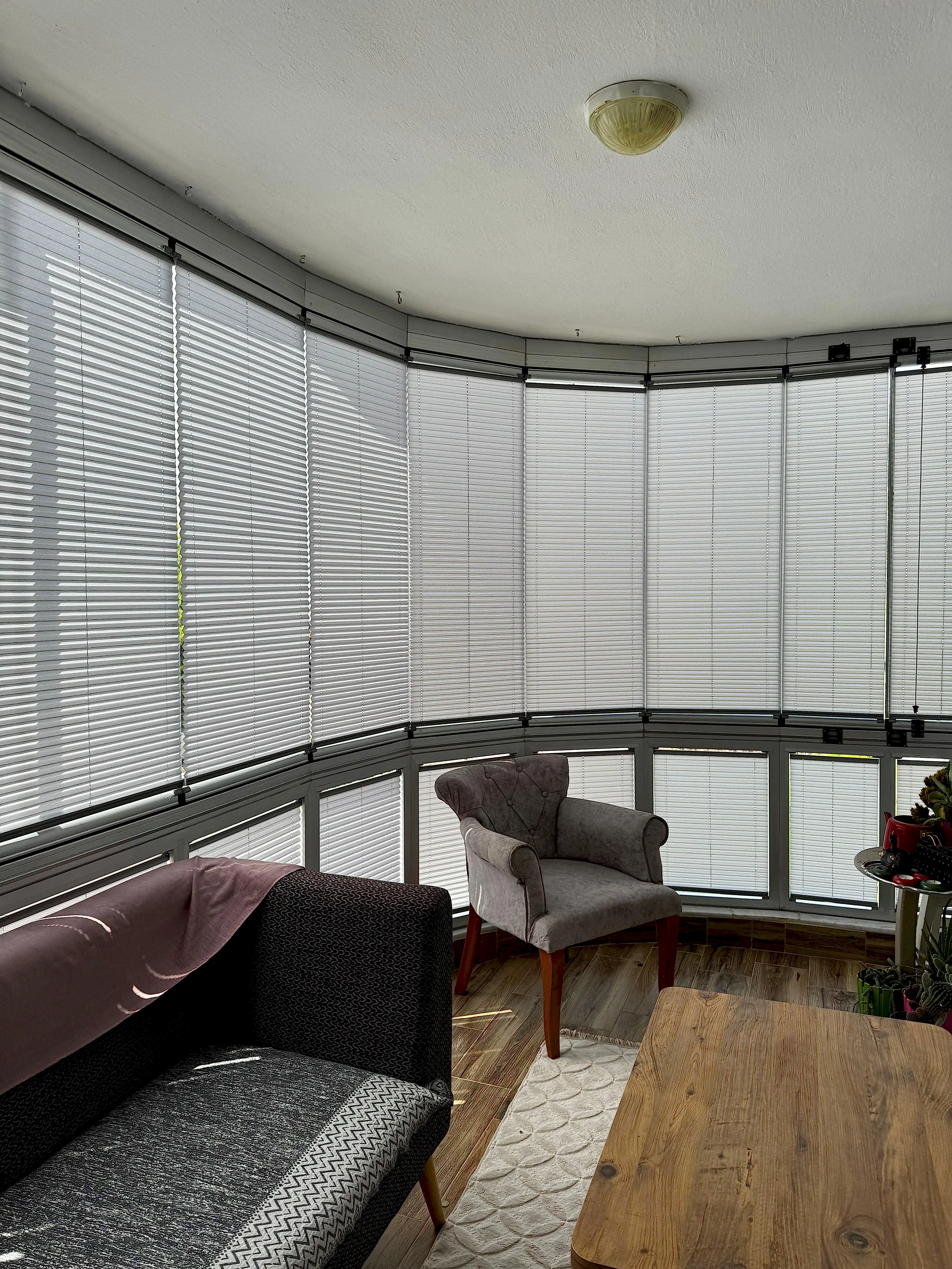 Cam Balkon İçin Güneş Kırıcı Plise Perde